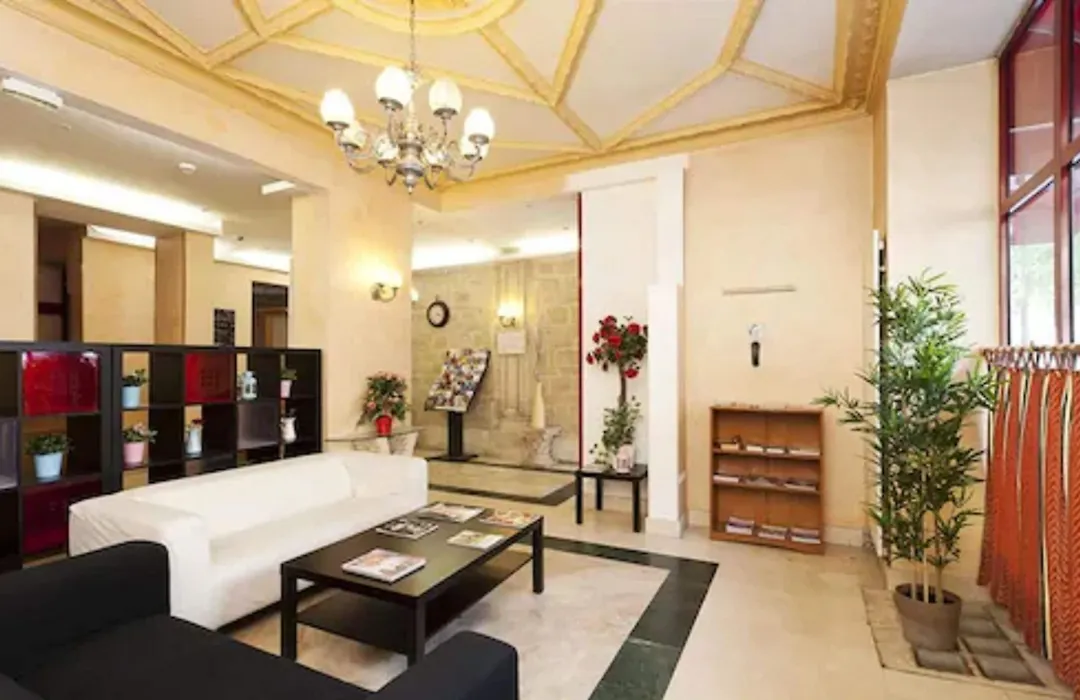 Hotel Ferney Republique-1